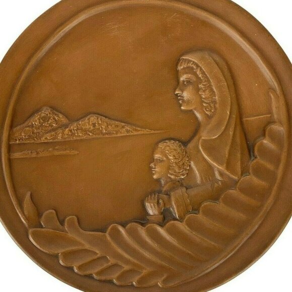 Frankoma Pottery 1978 Madonna Of Love Plate Signed Grace Lee Frank Brown Ceramic - Picture 3 of 4